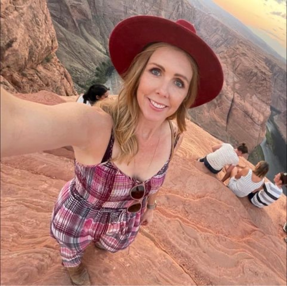 Meet your Posher, Paula